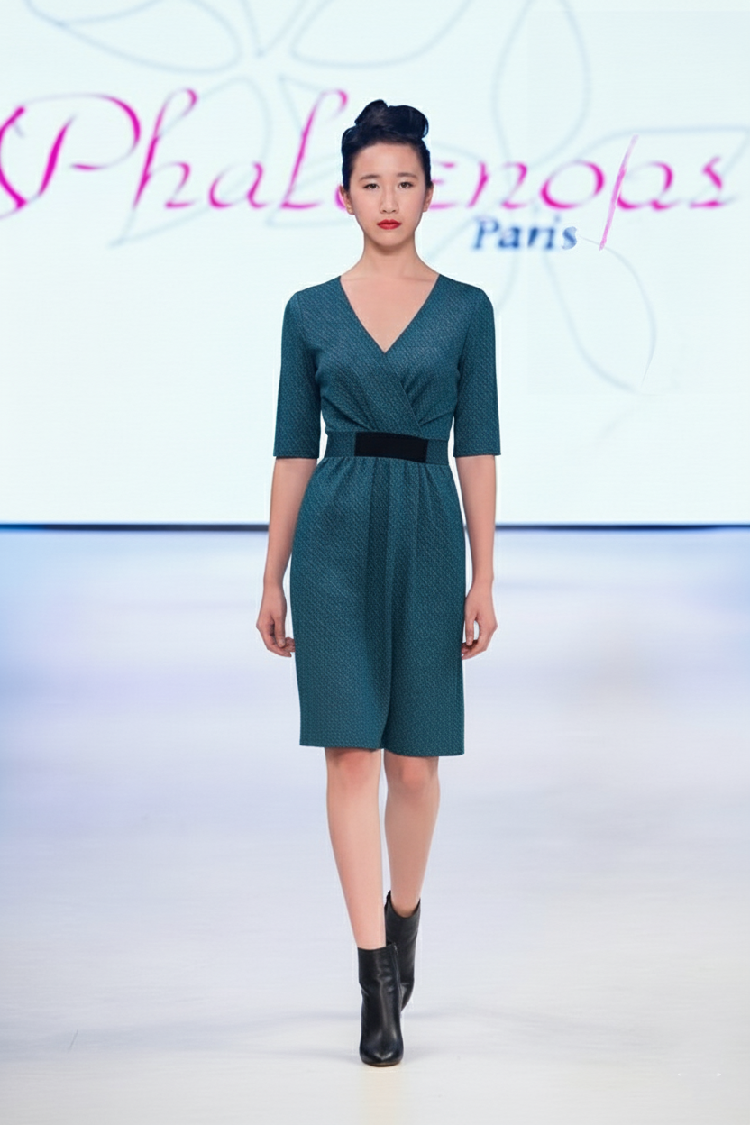 Robe AMANDA lady, Robe élégante stretch bleu et noir et fil métallisé à manches 3/4 fabriquée en France