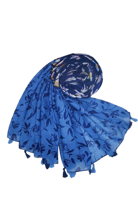 Foulard à pompons LOIS - Foulard bleu pour femme en coton et viscose, cadeau pour femme